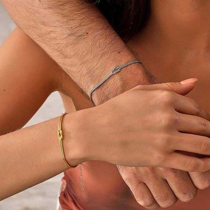 Sterling Silver Love Knot Infinity Bracelet