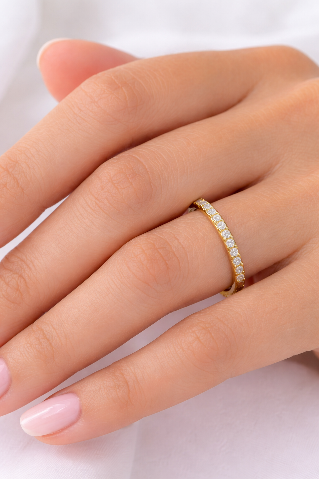 Women's Classic Pave Wedding Band