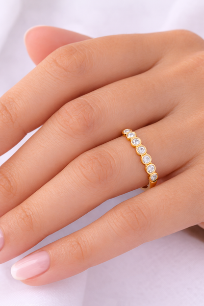 Women's Bezel Diamond Wedding Band