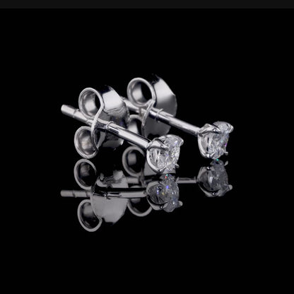 Oval Nova Mini Studs – White Gold Earring