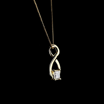 Square Solara Pendant – Yellow Gold